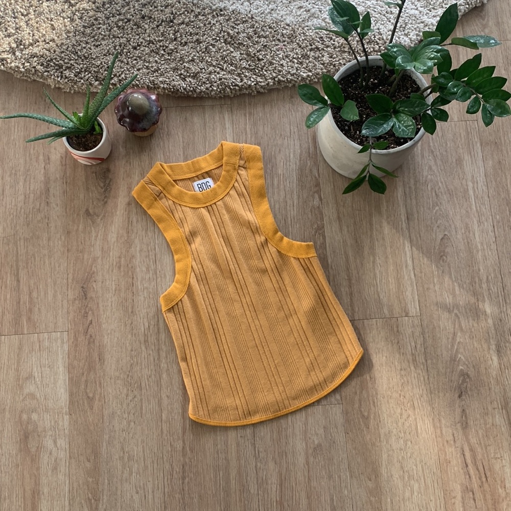 BDG yellow tank